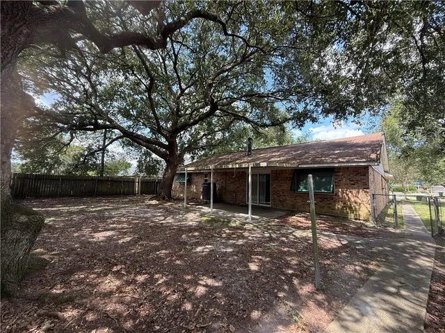 $1,850 | Undisclosed Address, Slidell, LA 70461