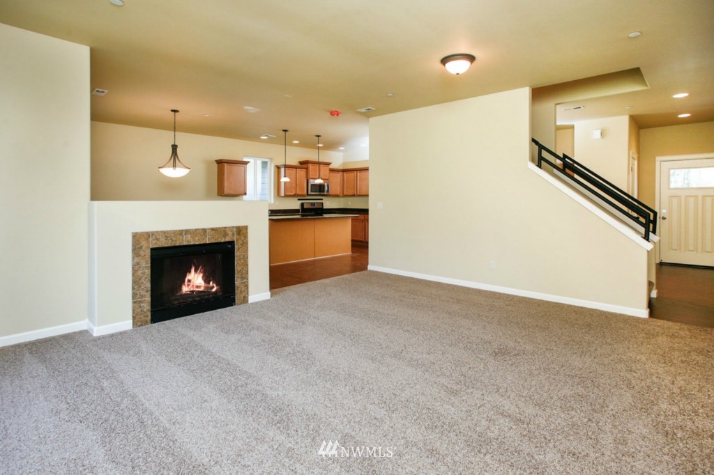 5410 Carpenter Road Southeast Lacey, WA 98513 - Photo 4 of 14 Gallery Image 4