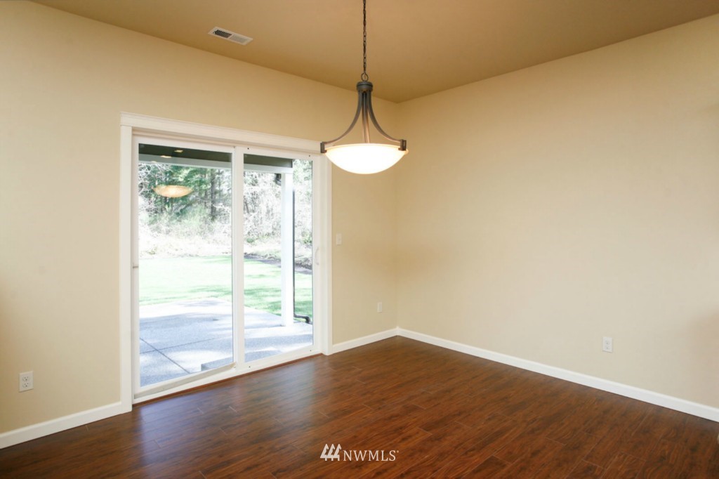 5410 Carpenter Road Southeast Lacey, WA 98513 - Photo 5 of 14 Gallery Image 5