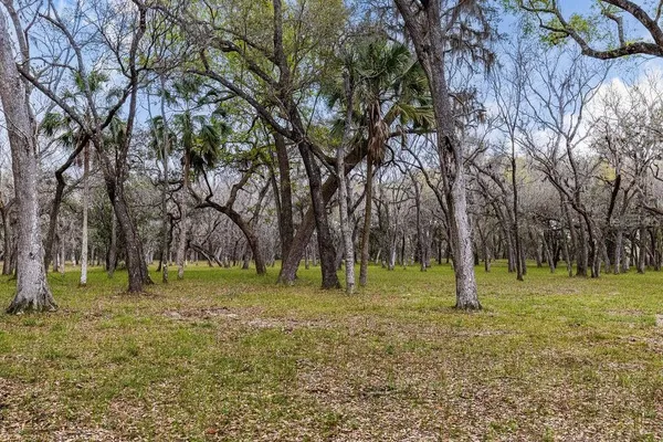 $2,693,000 | 2 Road Umatilla, Umatilla, FL 32784