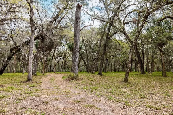 $2,693,000 | 2 Road Umatilla, Umatilla, FL 32784