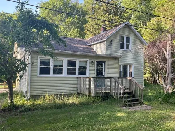 $197,000 | 6381 146th Avenue, Holland, MI 49423
