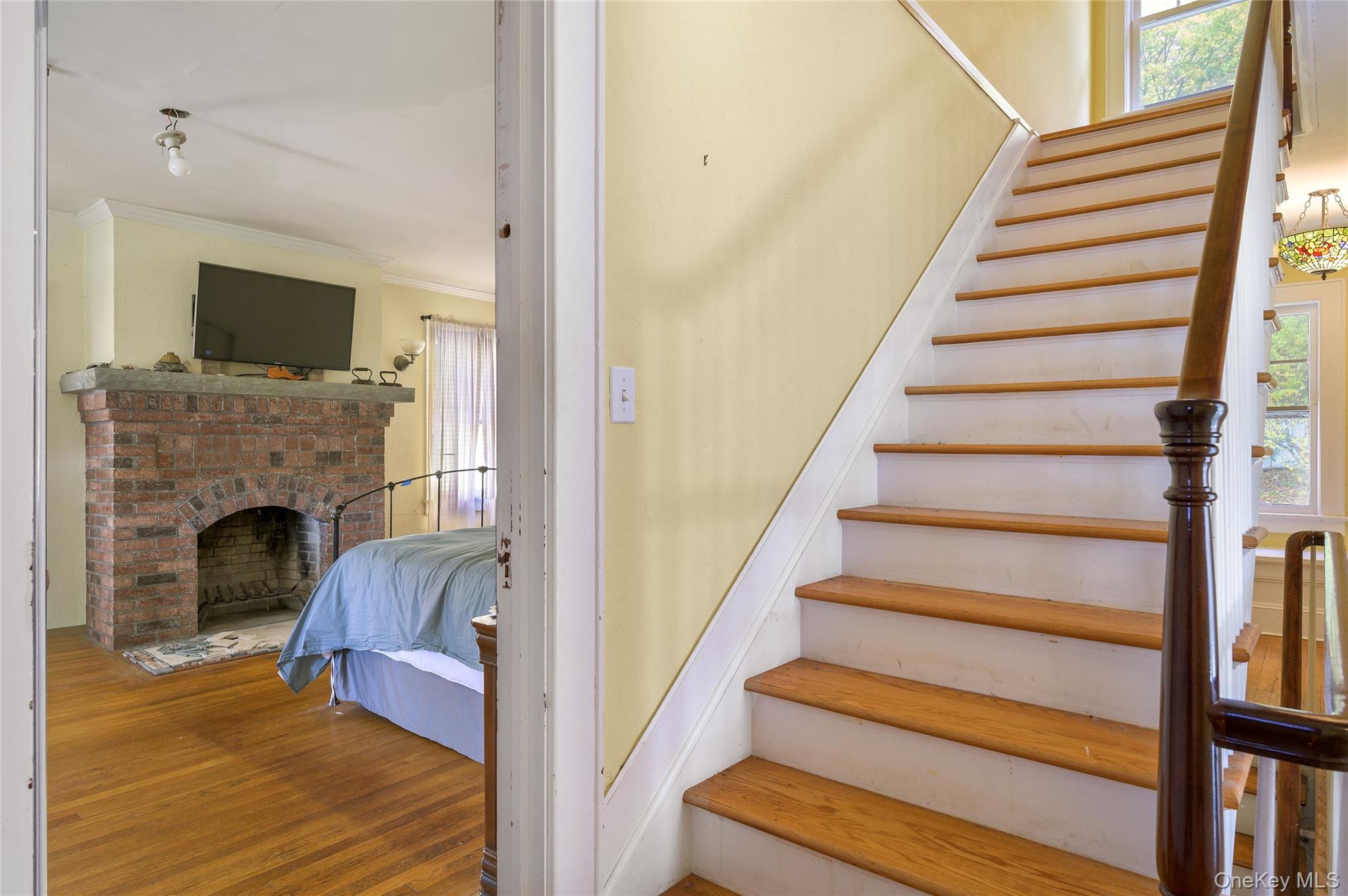 48 Mustato Road Katonah, NY 10536 - Photo 15 of 30 a view of entryway and hall with wooden floor