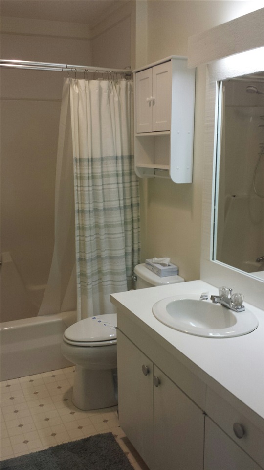 11 Whaleback Road, Unit 2 Lincoln, NH 03251 - Photo 9 of 17