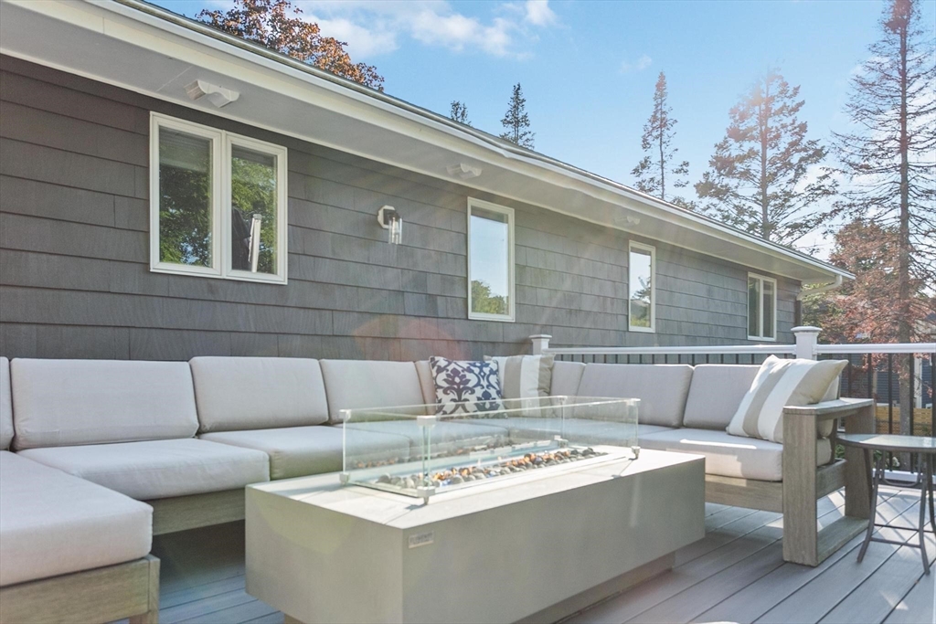 28 Pasture Road Reading, MA 01867 - Photo 14 of 42 Gallery Image 14