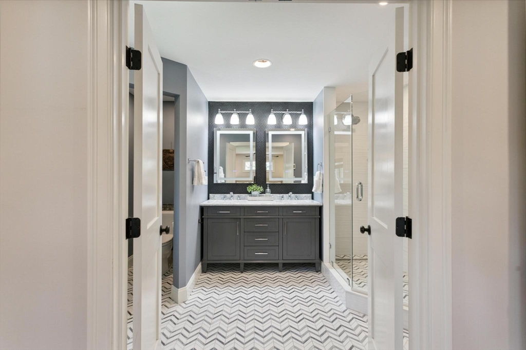 28 Pasture Road Reading, MA 01867 - Photo 25 of 42 Gallery Image 25