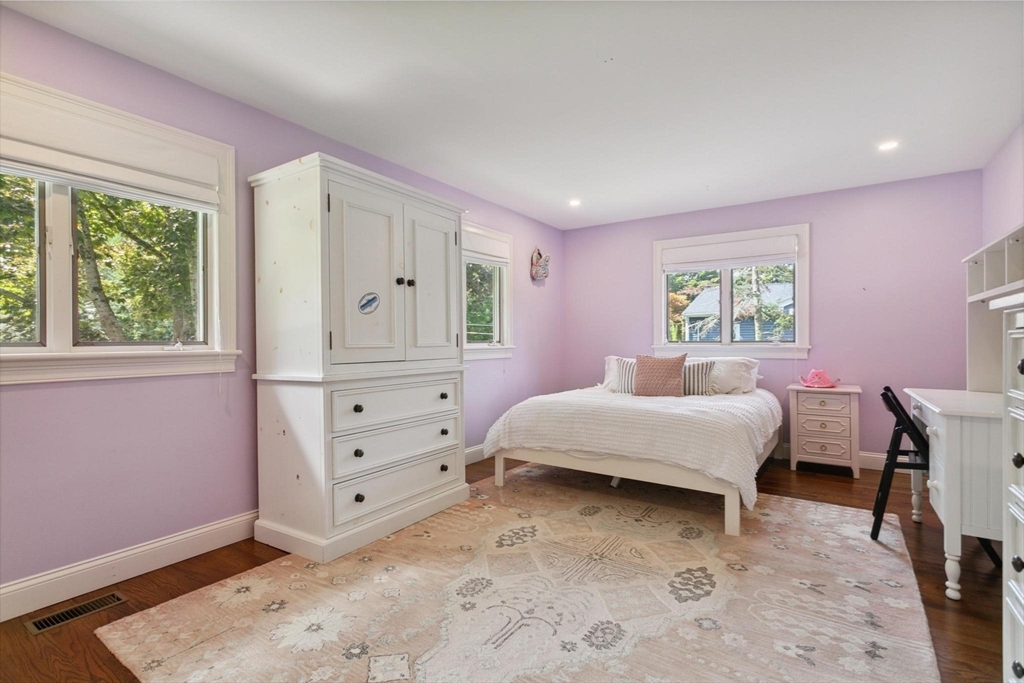28 Pasture Road Reading, MA 01867 - Photo 27 of 42 Gallery Image 27