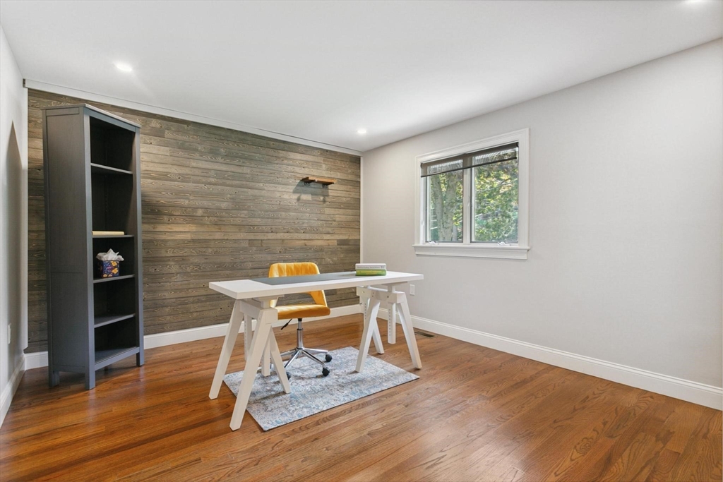 28 Pasture Road Reading, MA 01867 - Photo 30 of 42 Gallery Image 30