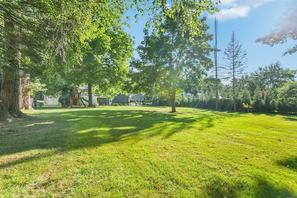 28 Pasture Road Reading, MA 01867 - Photo 35 of 42 Gallery Image 35