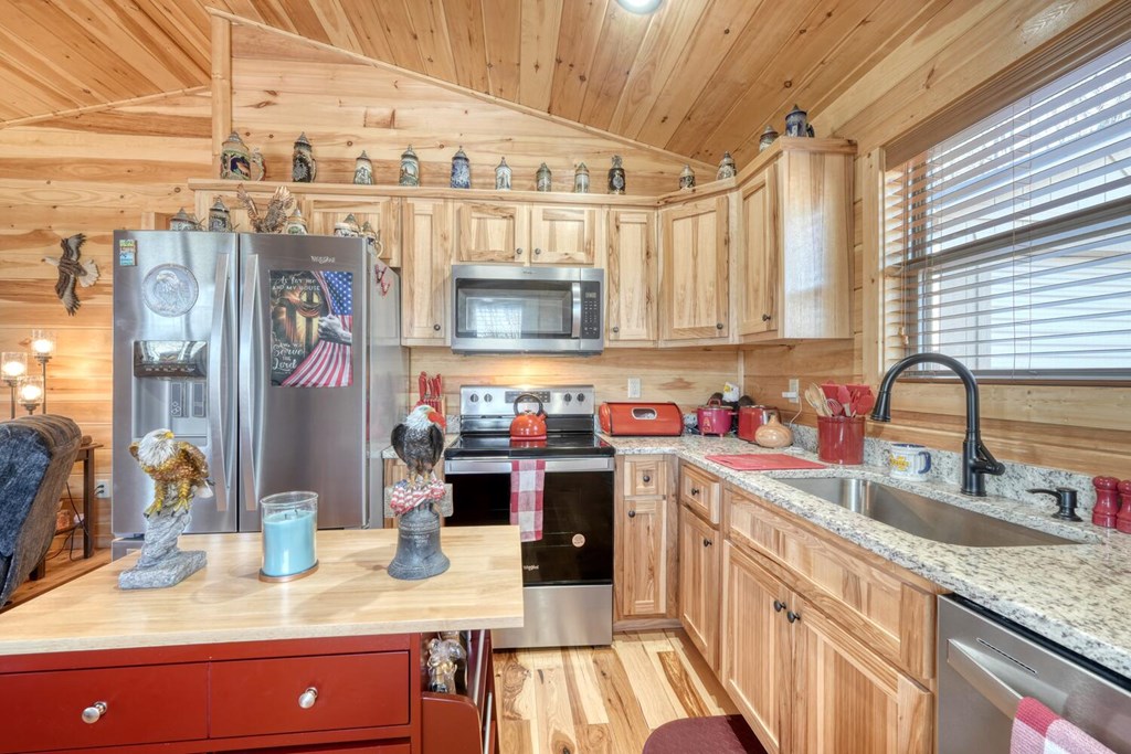 195 Lanes Way Murphy, NC 28906 - Photo 17 of 39