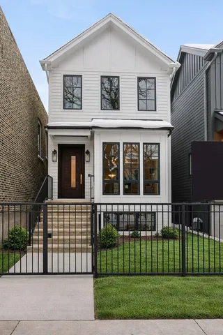 $1,925,000 | 2203 West Huron Street, Chicago, IL 60612
