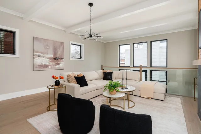 $1,925,000 | 2203 West Huron Street, Chicago, IL 60612