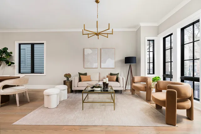 $1,925,000 | 2203 West Huron Street, Chicago, IL 60612