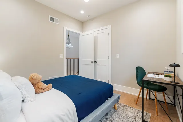 $1,925,000 | 2203 West Huron Street, Chicago, IL 60612