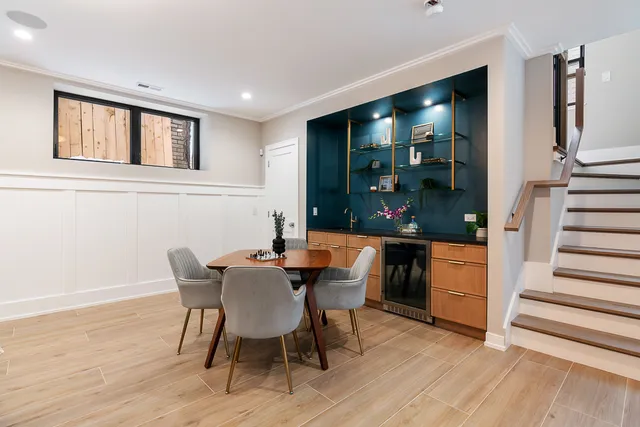 $1,925,000 | 2203 West Huron Street, Chicago, IL 60612