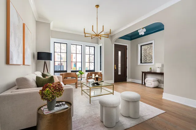 $1,925,000 | 2203 West Huron Street, Chicago, IL 60612