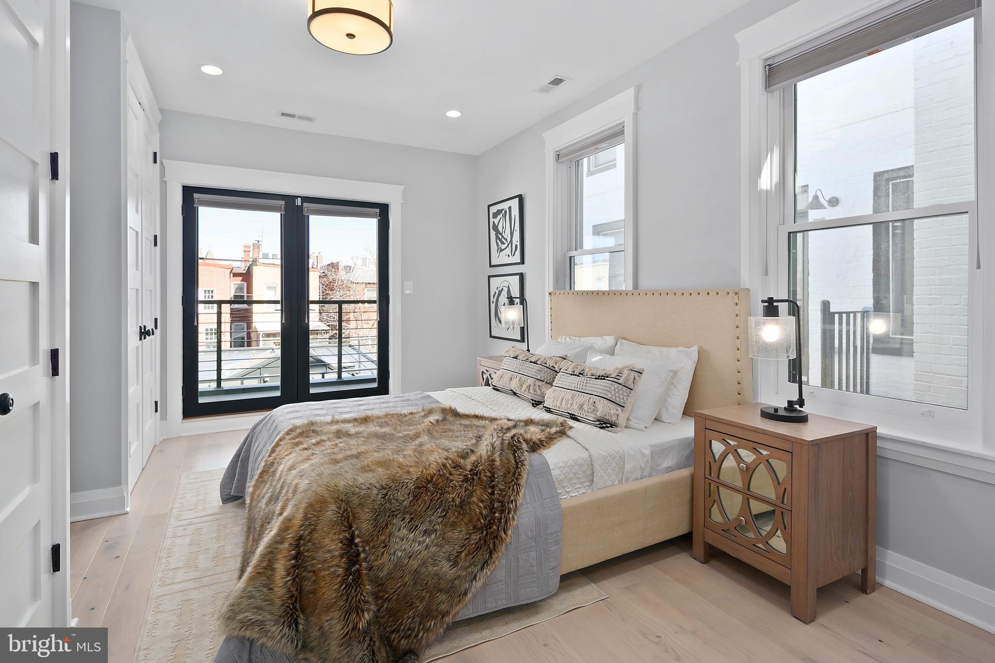 921 R Street Northwest Washington, DC 20001 - Photo 14 of 38