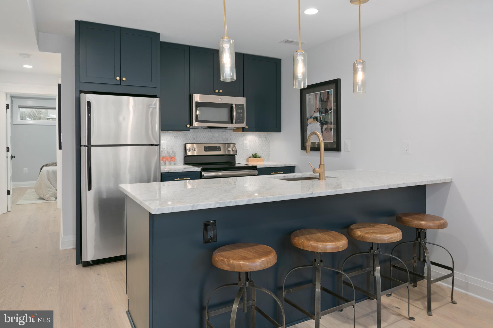 921 R Street Northwest Washington, DC 20001 - Photo 25 of 38