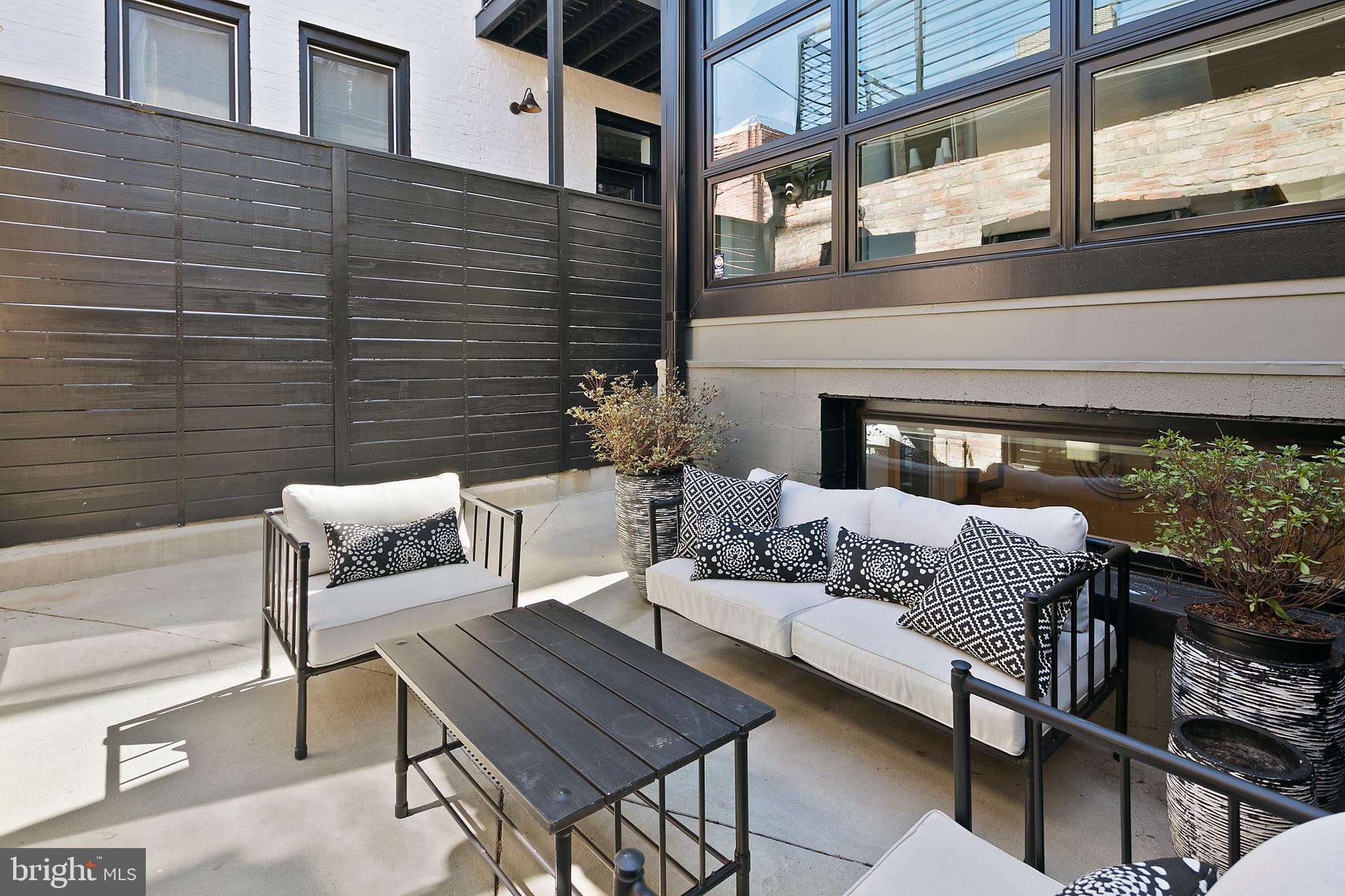 921 R Street Northwest Washington, DC 20001 - Photo 29 of 38