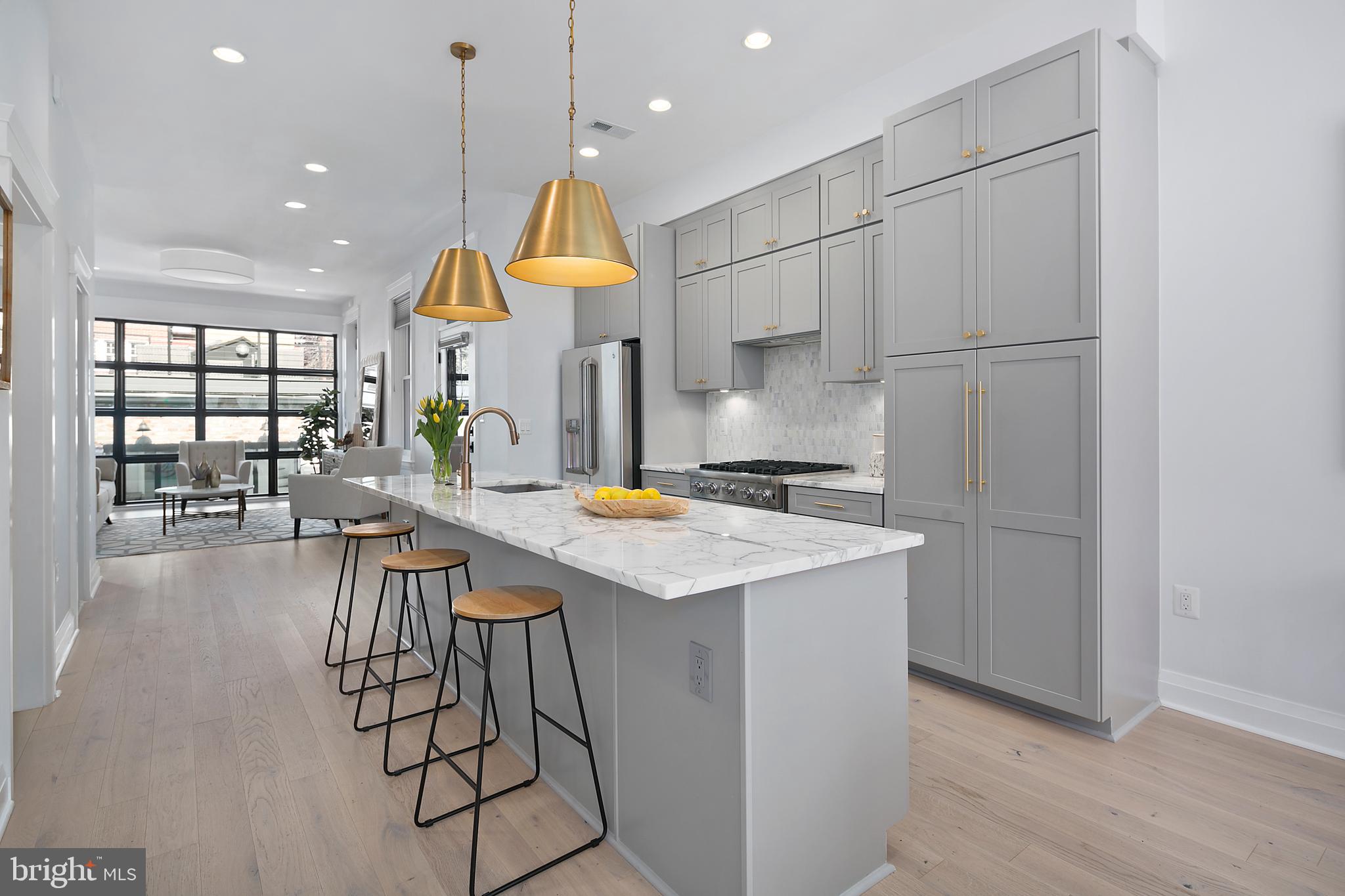 921 R Street Northwest Washington, DC 20001 - Photo 5 of 38