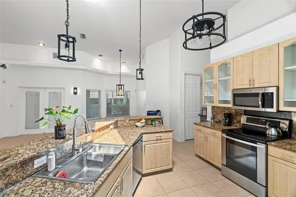 $680,000 | 6702 Josie Drive, Seffner, FL 33584