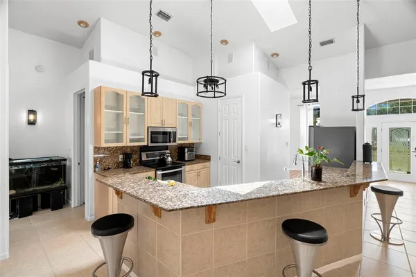$680,000 | 6702 Josie Drive, Seffner, FL 33584
