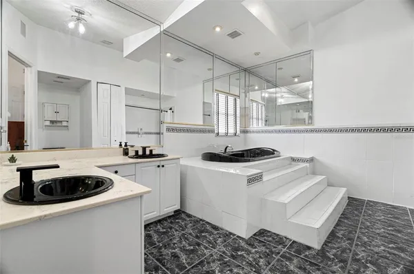 $680,000 | 6702 Josie Drive, Seffner, FL 33584