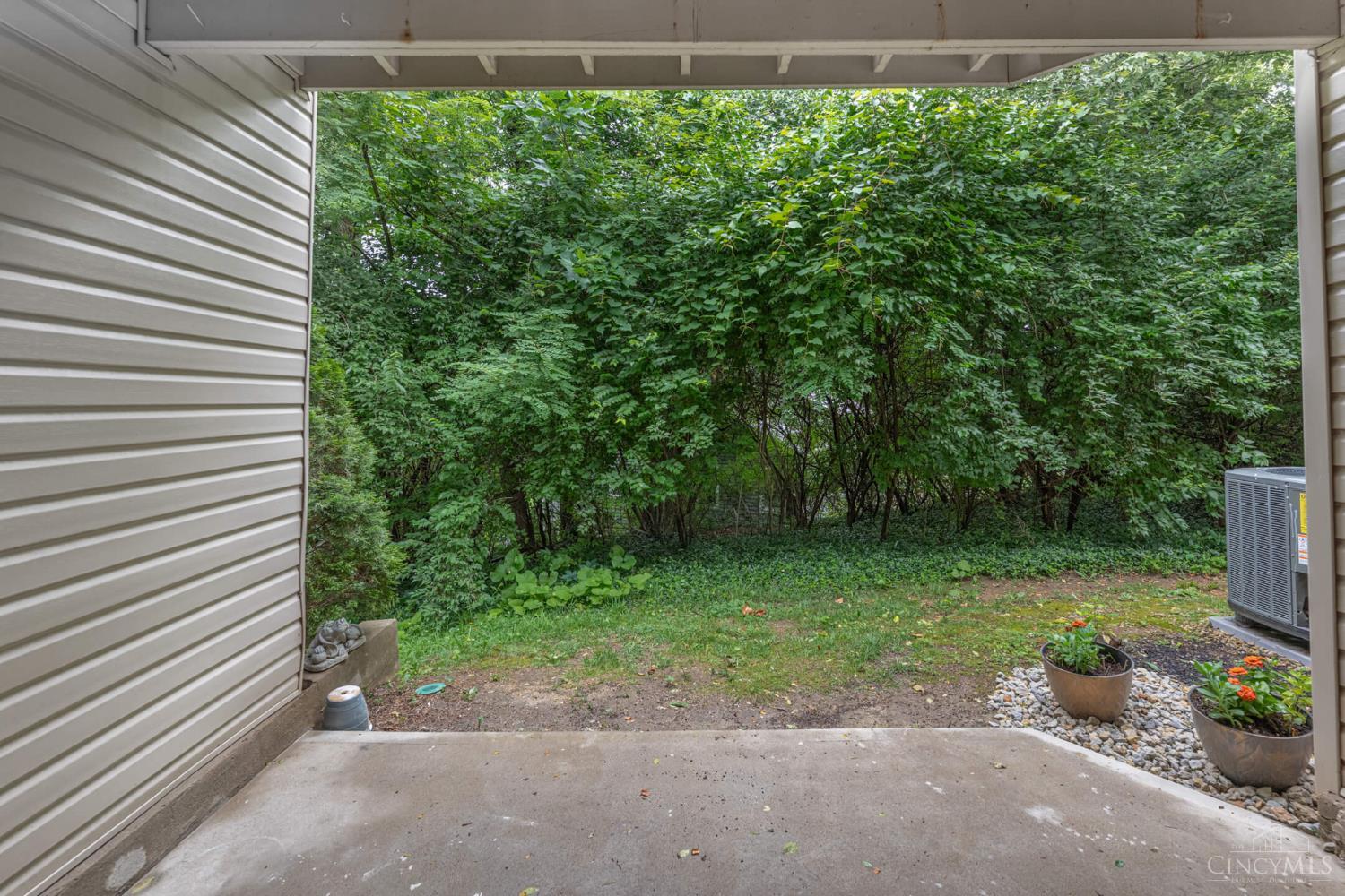 7268 East Galbraith Road, Unit A Cincinnati, OH 45243 - Photo 37 of 39