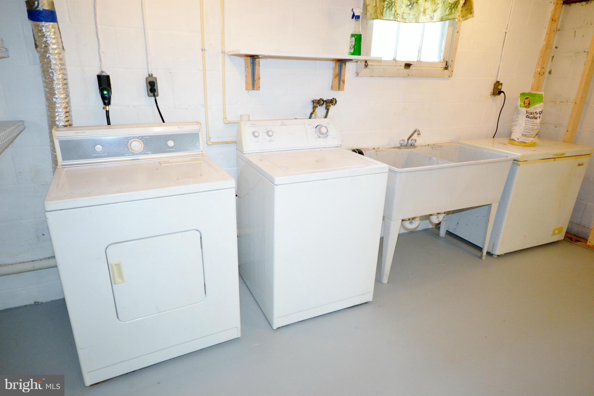 1031 Muller Road Westminster, MD 21157 - Photo 20 of 30 Washer, dryer, utility sink, and freezer included