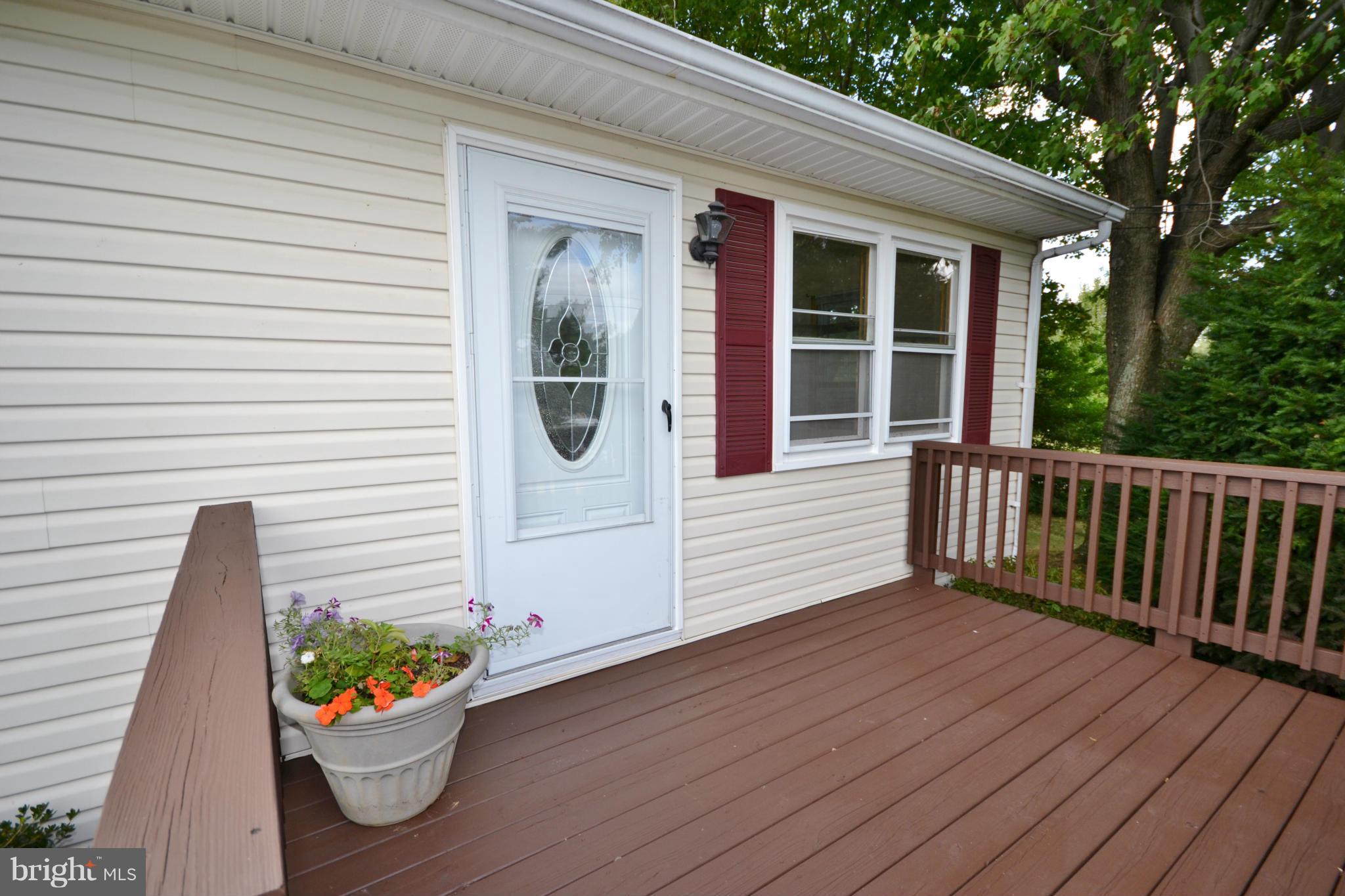 1031 Muller Road Westminster, MD 21157 - Photo 5 of 30 Welcoming front porch area
