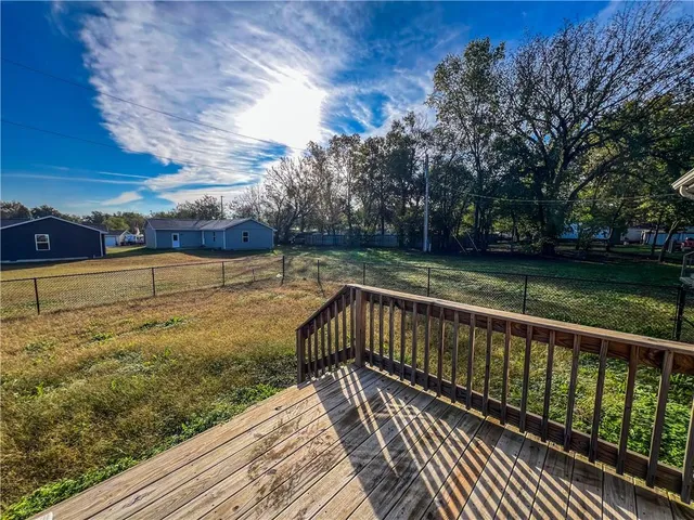 $165,000 | 1702 North 3rd Street, Neodesha, KS 66757