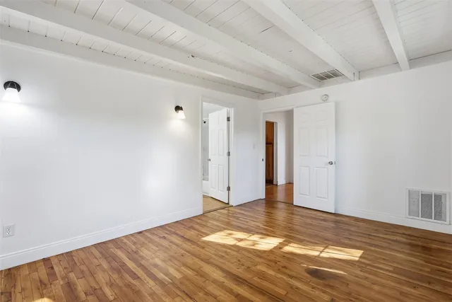 a view of empty room