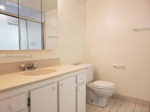 $2,295 | 20860 San Simeon Way, Unit 4046, Miami, FL 33179