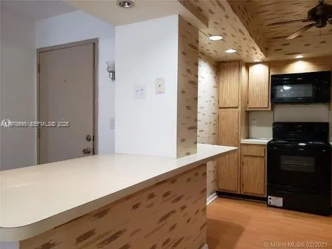 $2,295 | 20860 San Simeon Way, Unit 4046, Miami, FL 33179