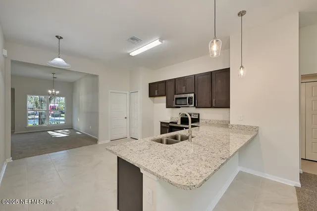 $369,900 | 9021 Noroad, Jacksonville, FL 32210