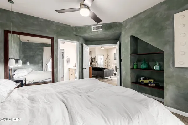 $390,000 | 100 East Fillmore Street, Unit 113, Phoenix, AZ 85004