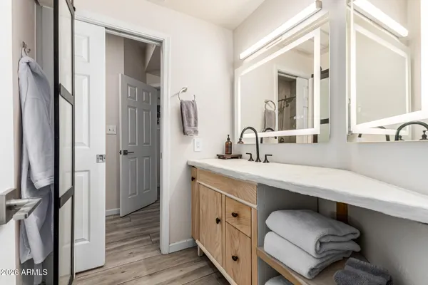 $390,000 | 100 East Fillmore Street, Unit 113, Phoenix, AZ 85004