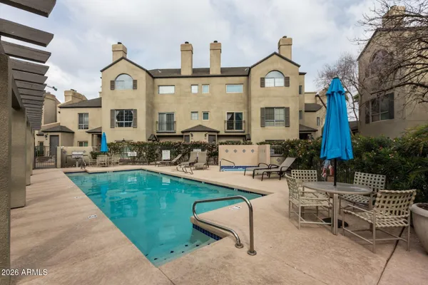 $390,000 | 100 East Fillmore Street, Unit 113, Phoenix, AZ 85004