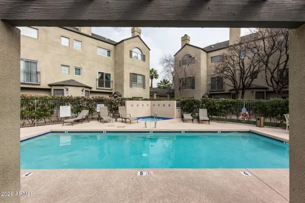 $390,000 | 100 East Fillmore Street, Unit 113, Phoenix, AZ 85004