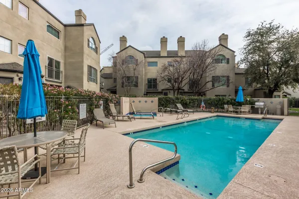 $390,000 | 100 East Fillmore Street, Unit 113, Phoenix, AZ 85004