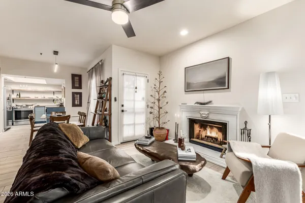 $390,000 | 100 East Fillmore Street, Unit 113, Phoenix, AZ 85004