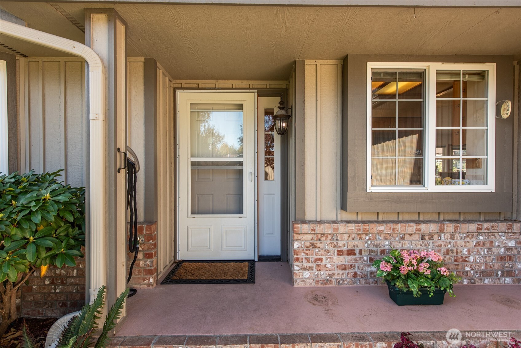 653 West Minstrel Road Sequim, WA 98382 - Photo 4 of 32