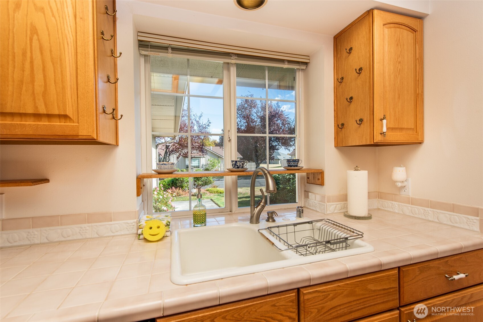 653 West Minstrel Road Sequim, WA 98382 - Photo 8 of 32