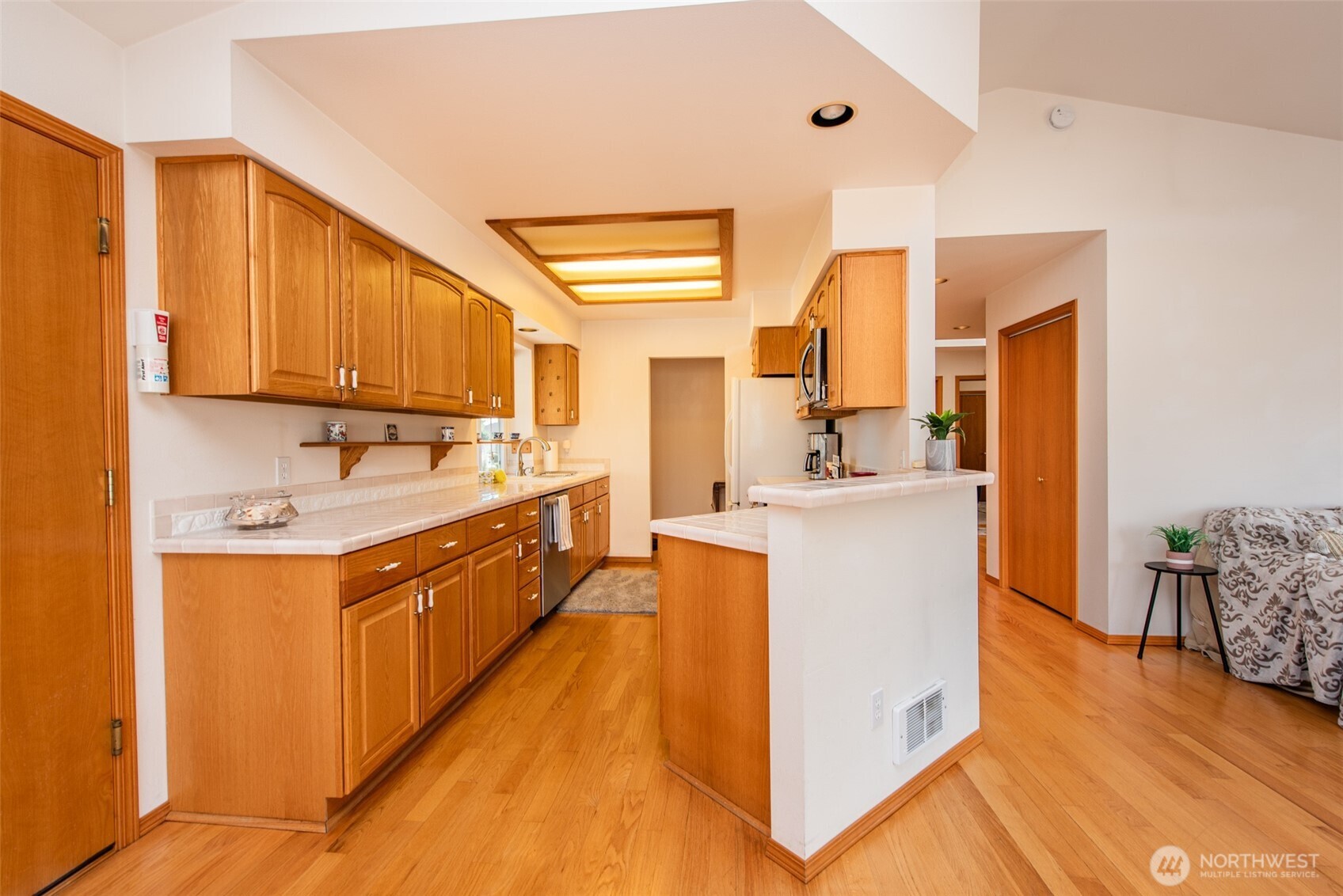 653 West Minstrel Road Sequim, WA 98382 - Photo 10 of 32