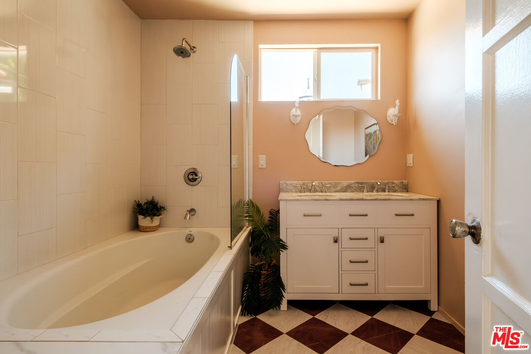 3739 Virginia Road Los Angeles, CA 90016 - Photo 31 of 72