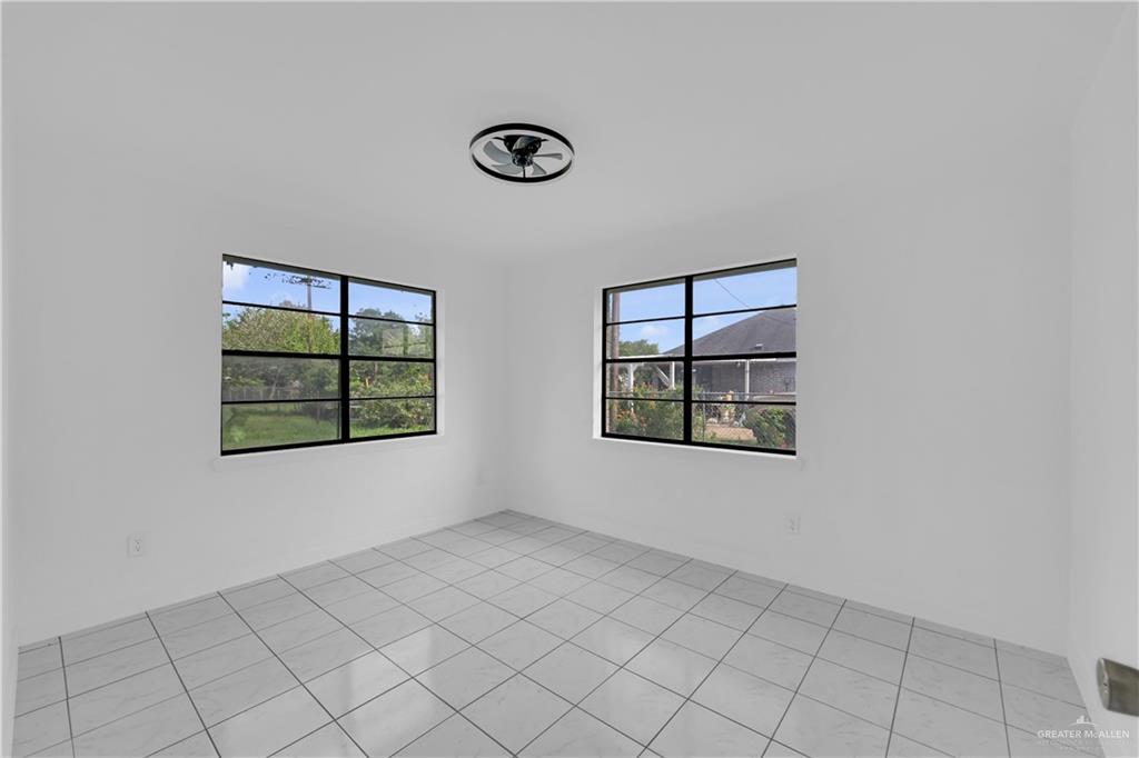 604 North Cesar Chavez Road Edinburg, TX 78542 - Photo 11 of 21