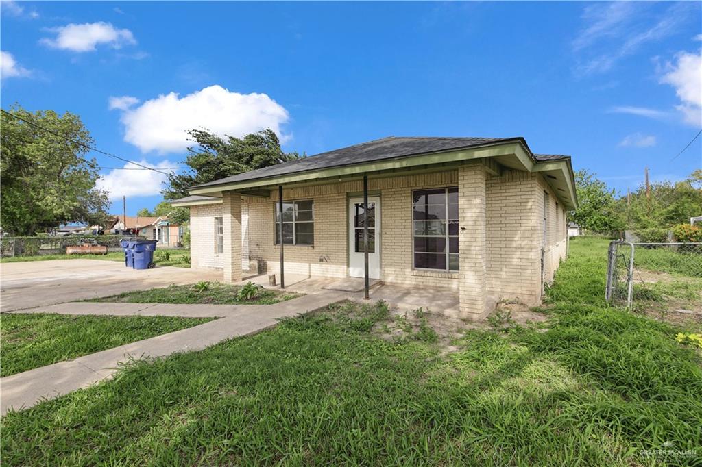 604 North Cesar Chavez Road Edinburg, TX 78542 - Photo 2 of 21