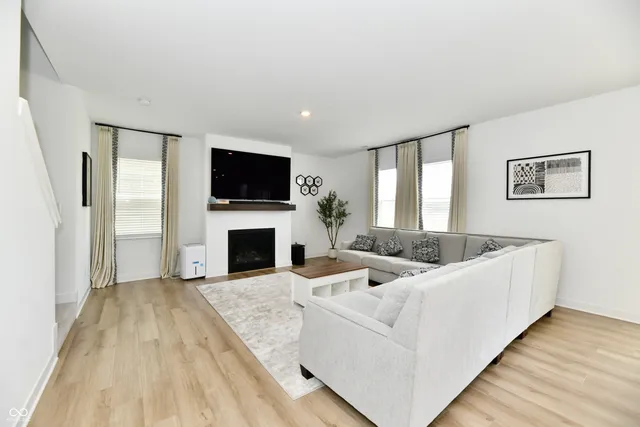 $390,000 | 3382 Essex Drive, Danville, IN 46122