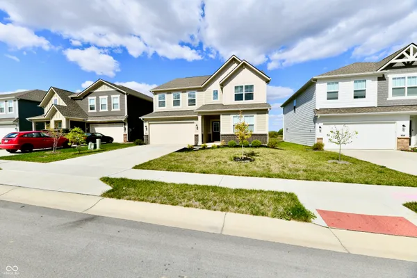 $405,000 | 3382 Essex Drive, Danville, IN 46122