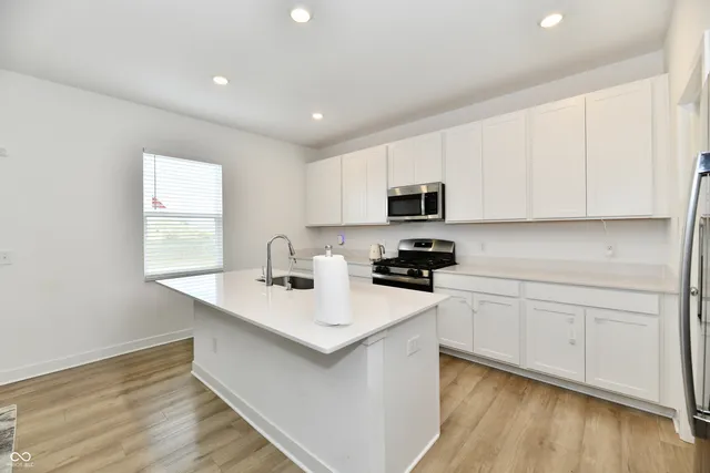 $390,000 | 3382 Essex Drive, Danville, IN 46122